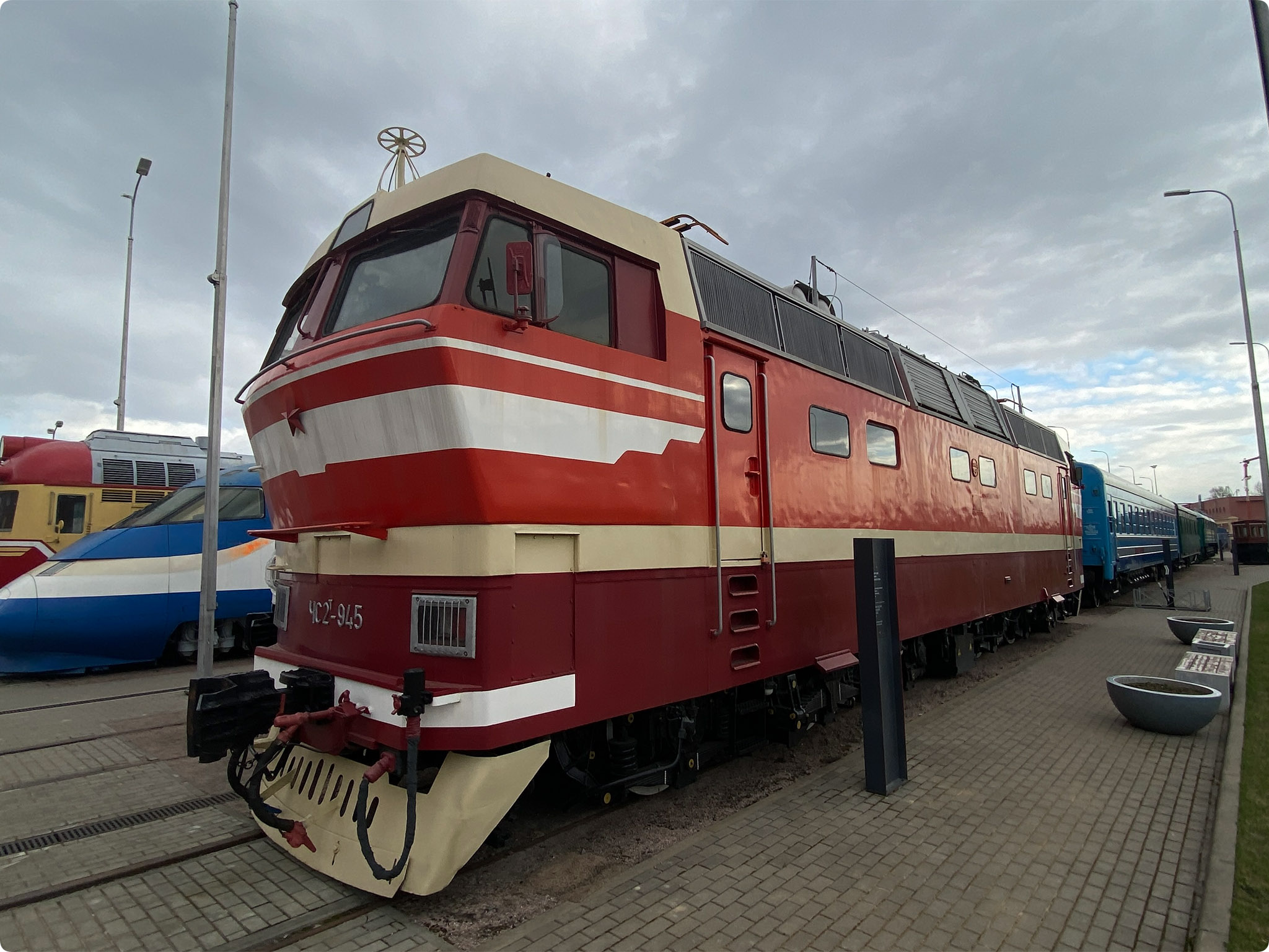 Лазерное сканирование модели локомотива ЧС2Т-945